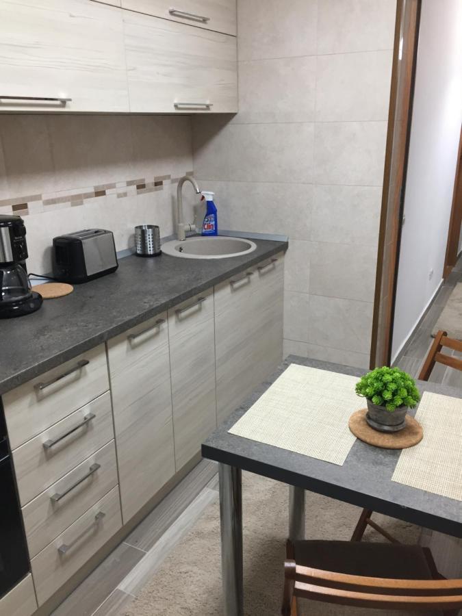 Roby Apartament Бухарест Экстерьер фото